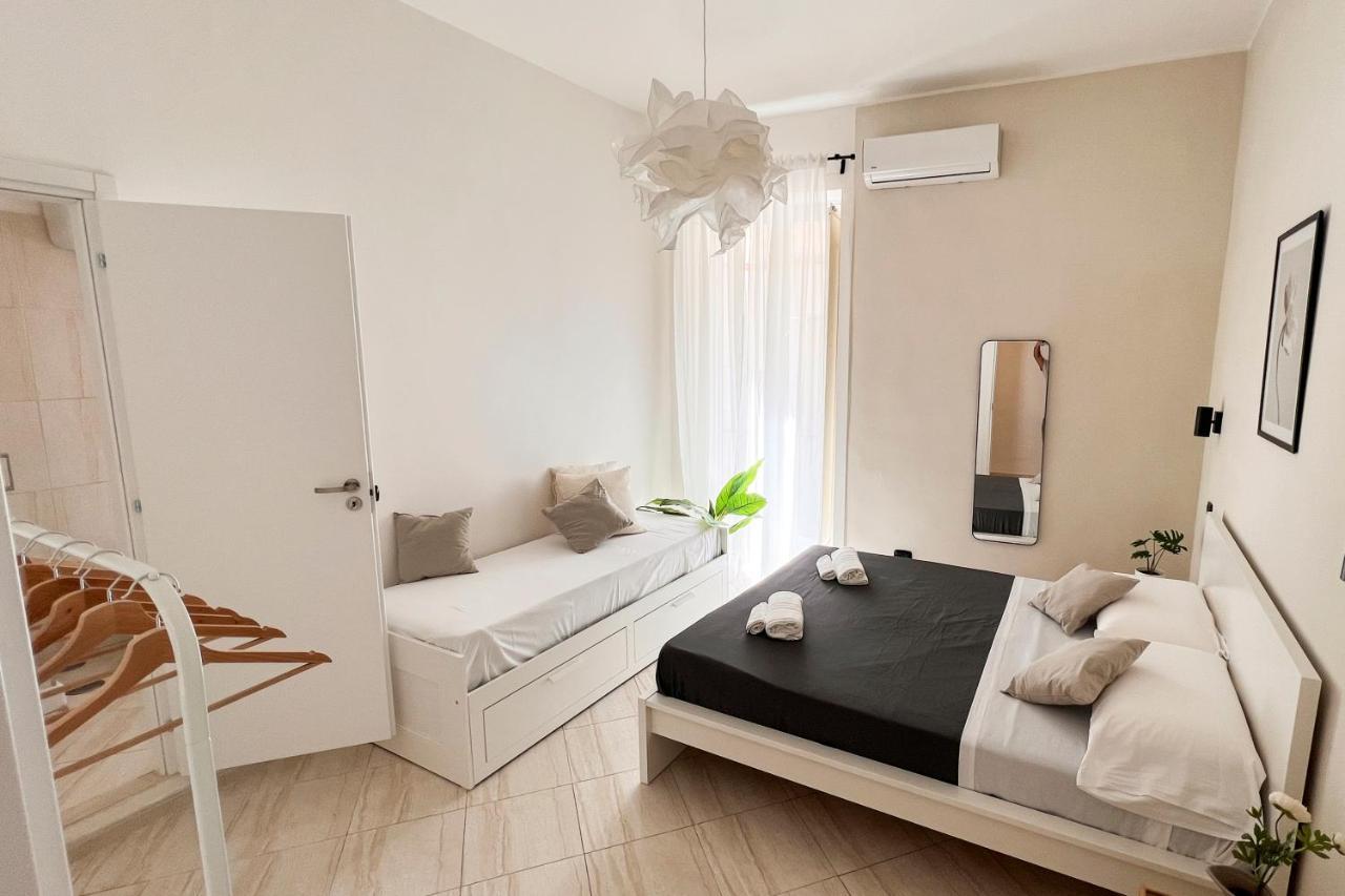 Cozy Rooms Napoli ภายนอก รูปภาพ