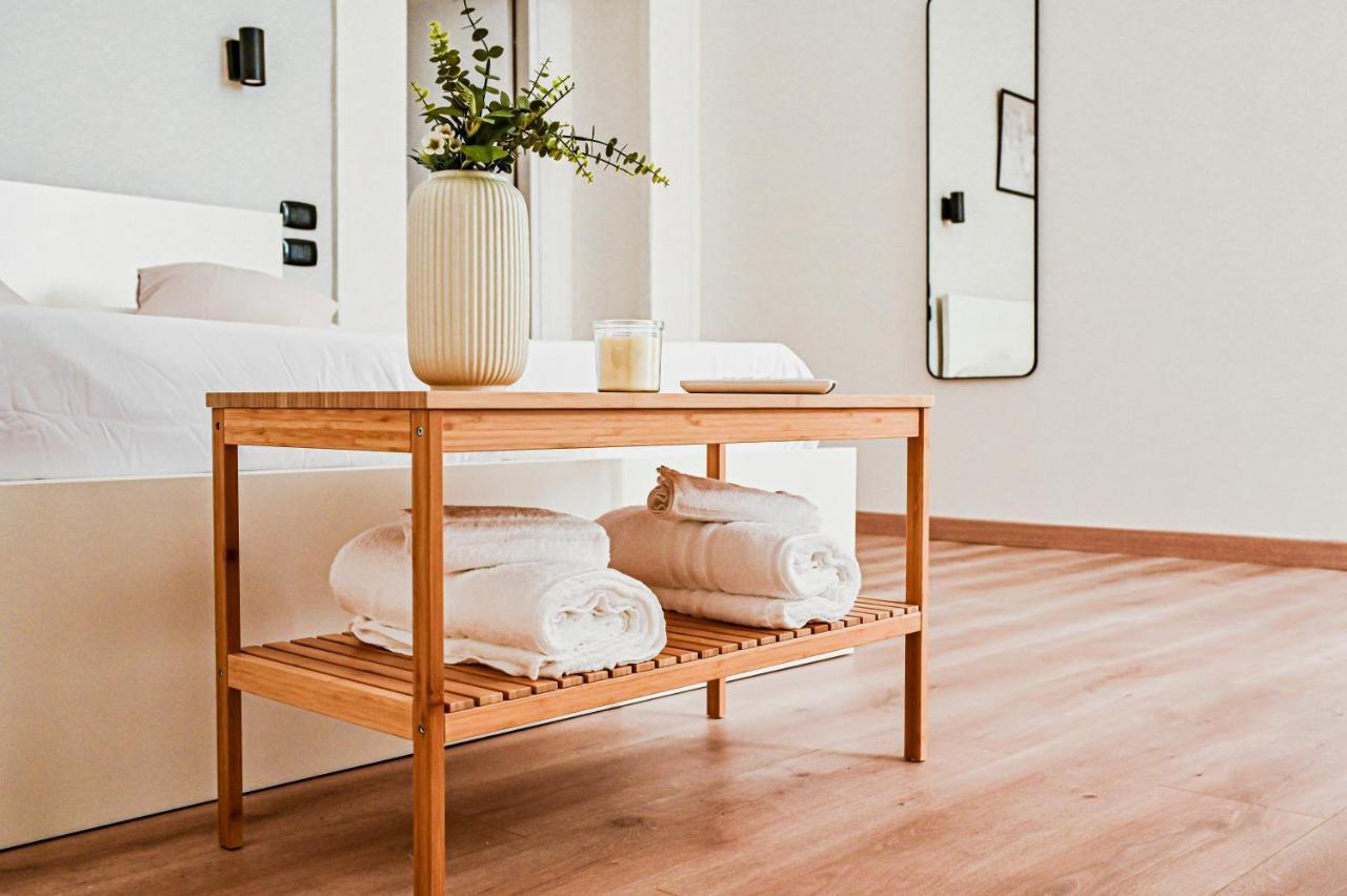 Cozy Rooms Napoli ภายนอก รูปภาพ