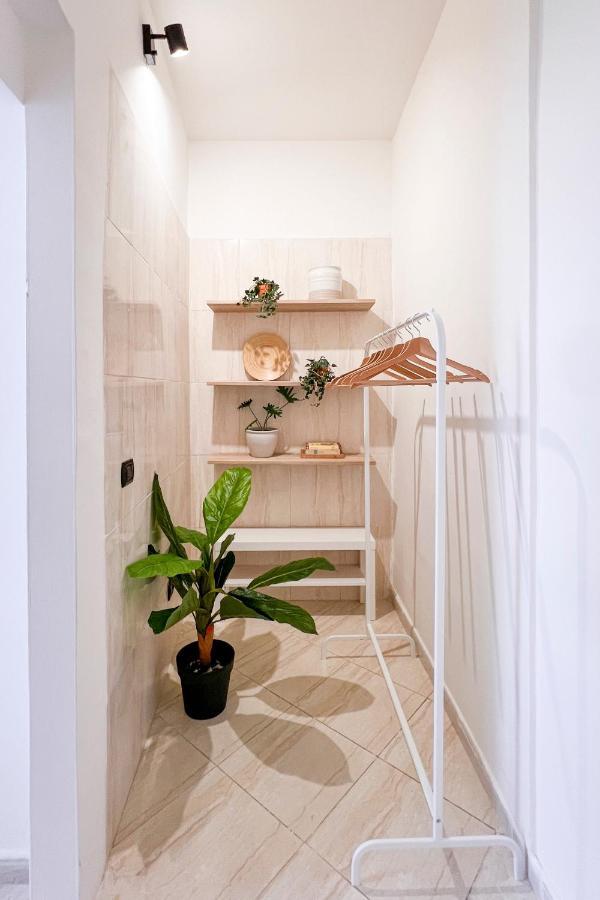 Cozy Rooms Napoli ภายนอก รูปภาพ