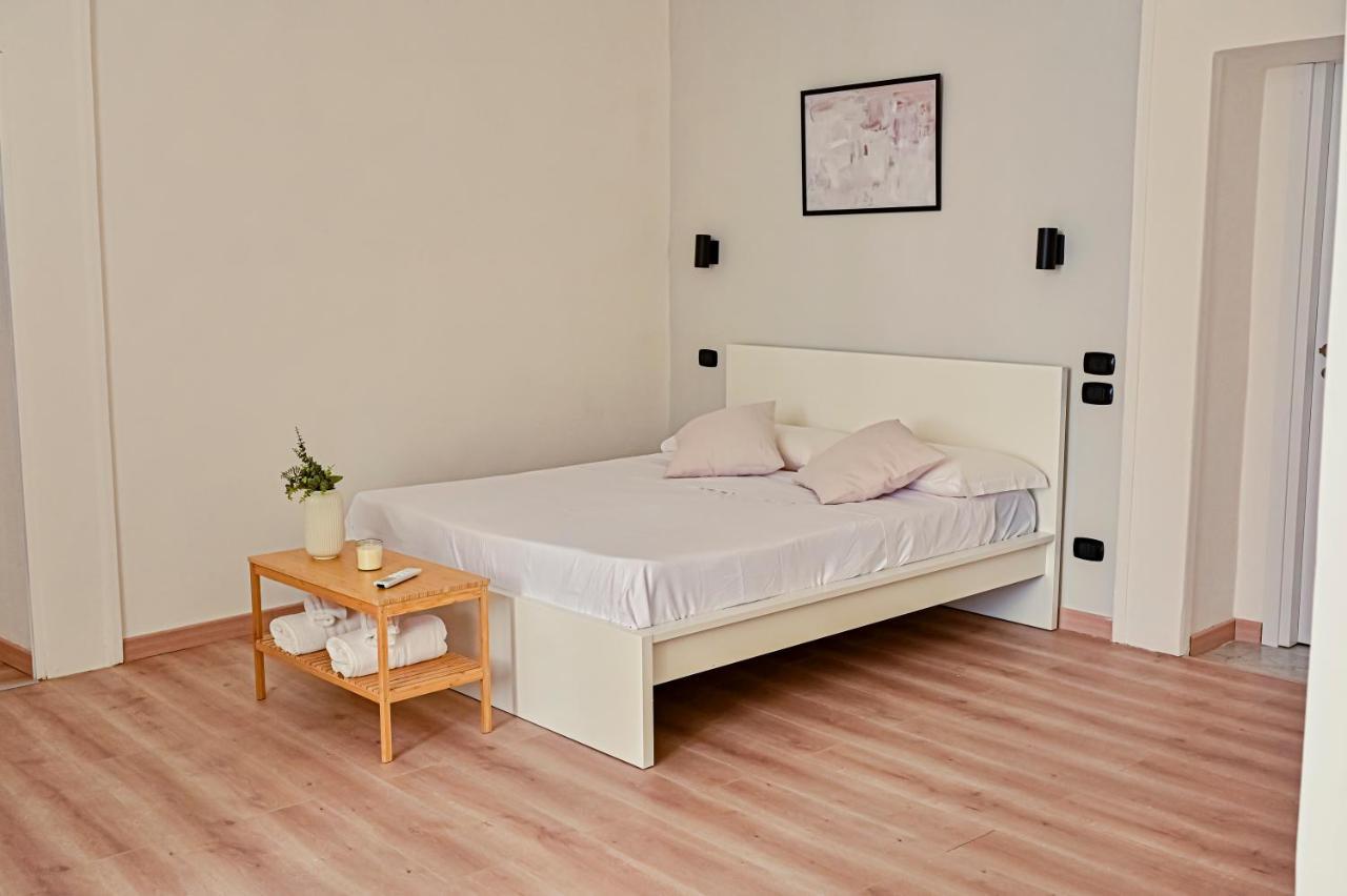 Cozy Rooms Napoli ภายนอก รูปภาพ