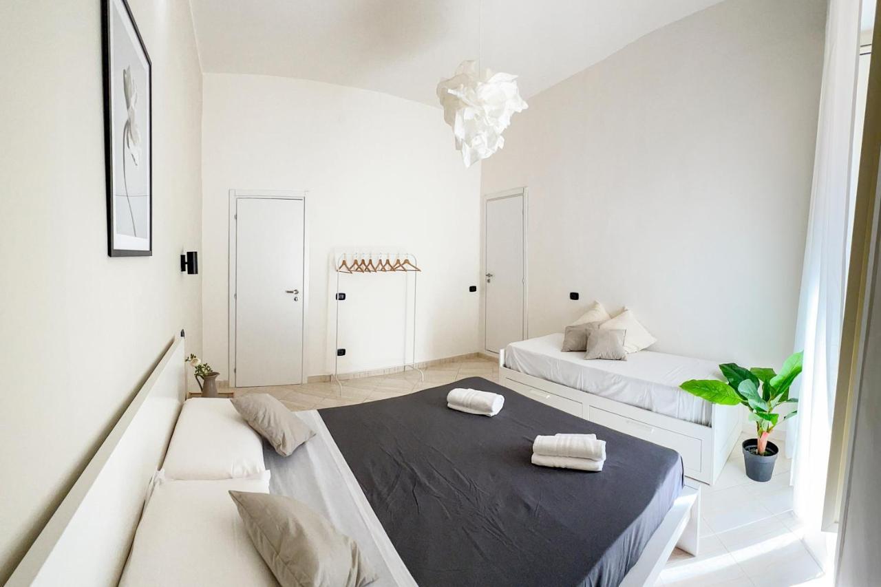 Cozy Rooms Napoli ภายนอก รูปภาพ